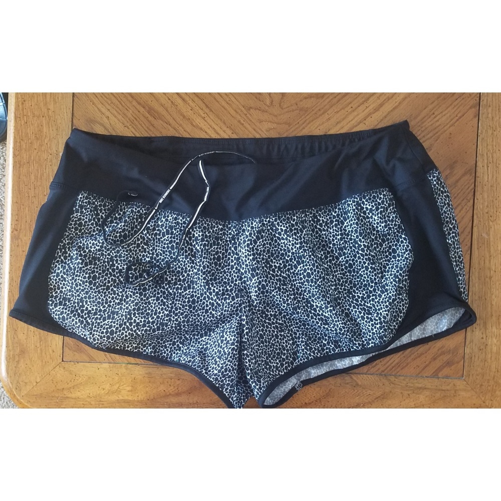 *Like New* Nike Dri Fit Running Shorts